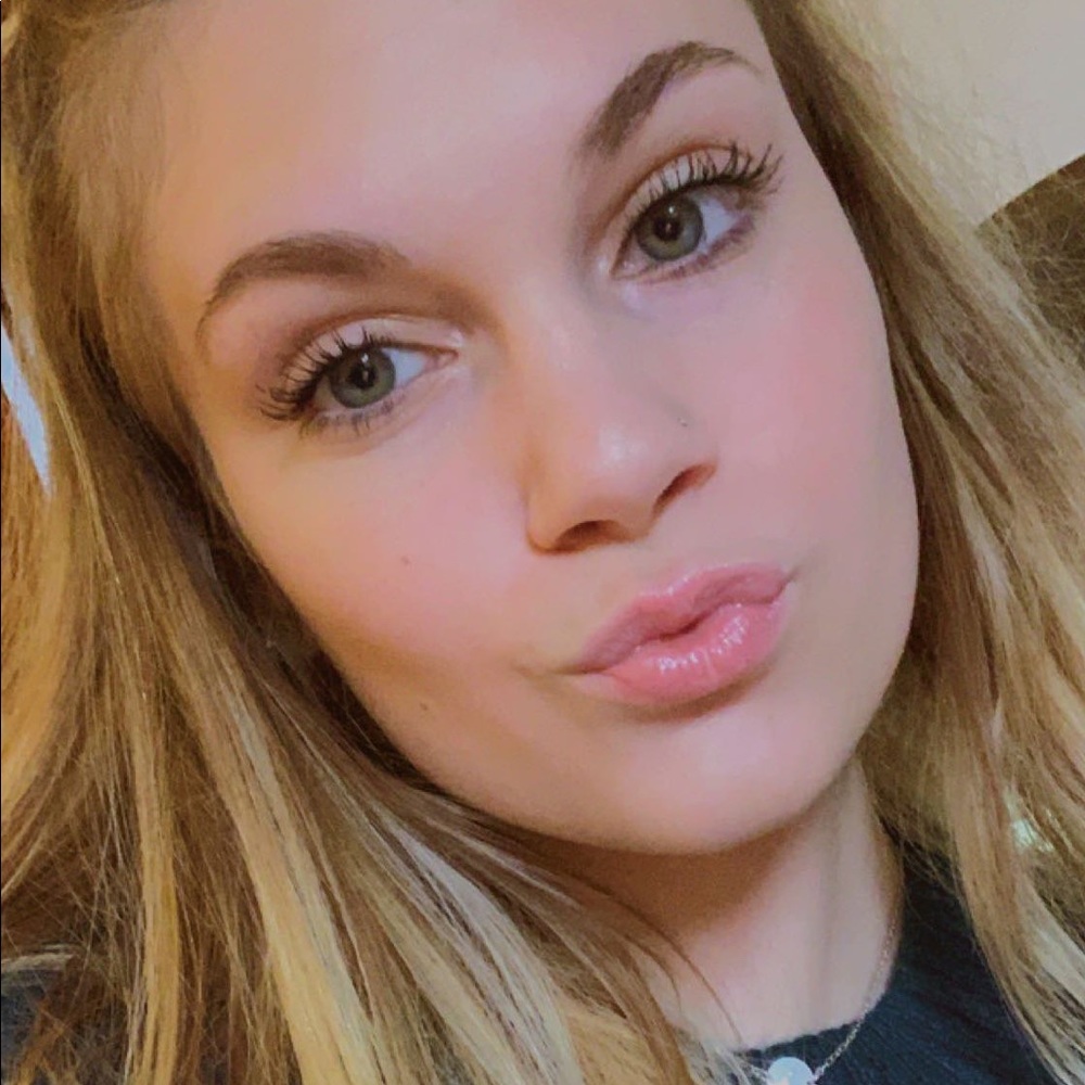 Meet your Posher, Katrina